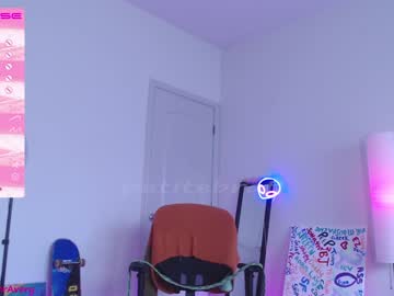 girl cam petitebrat image #2913611