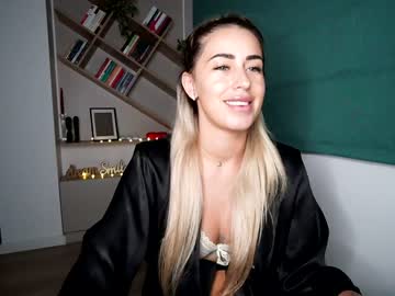girl cam laurabae_ image #2057054