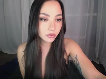 girl cam eevie_moon image #2343590