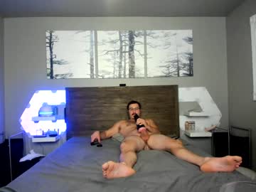 man cam crossingtheroad image #1918640