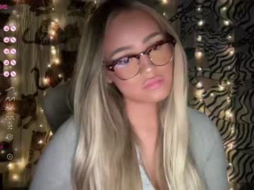 girl cam ari_02 image #3410691