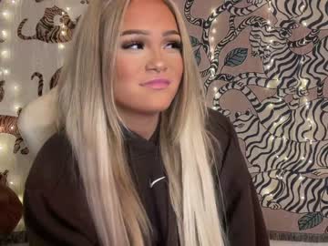 girl cam ari_02 image #3471832