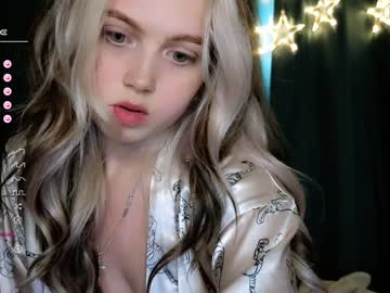 girl cam small_blondee image #3397440