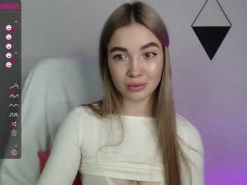 girl cam yourvirusqueen_ image #1440179