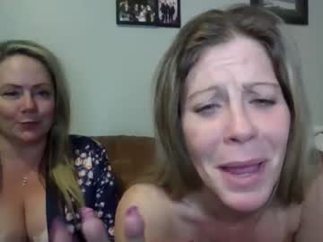 girl cam smokingpoptart420 image #4129383