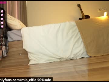 girl cam mia_elfie image #2757737