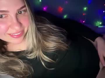 girl cam skylarpeachy image #4694411