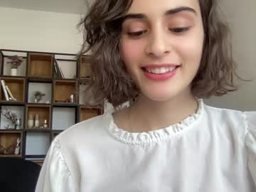 girl cam wonderland_stia image #3631902