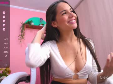 girl cam cielo69_ image #3081161