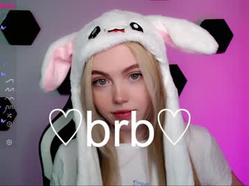 girl cam small_blondee image #2853893