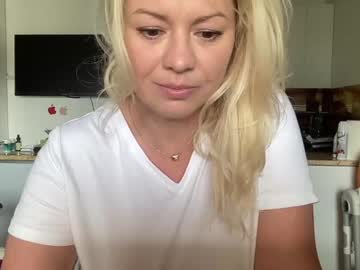 girl cam kiradivine image #3054523