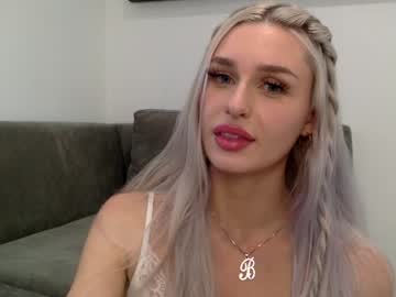 girl cam bunnykhalissi image #904553