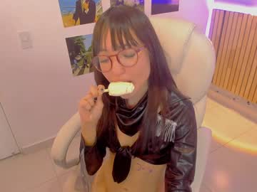girl cam little_effy18 image #3710533