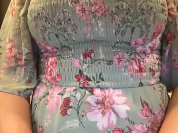girl cam gia_is_horny image #3749520