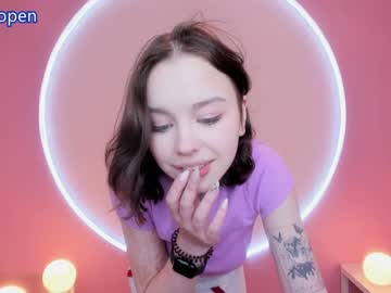 girl cam livermorai image #2129940