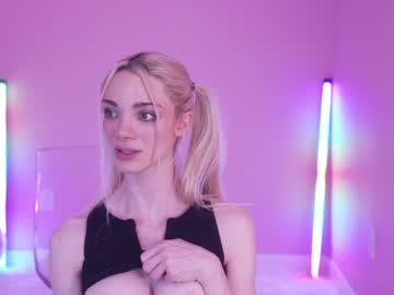 girl cam bunnydollstella image #3175441
