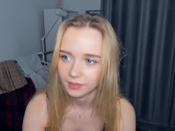 girl cam fresh_cherries image #3518296
