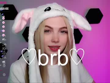 girl cam small_blondee image #2867551