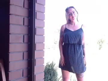 girl cam juicy_peach88 image #1409137