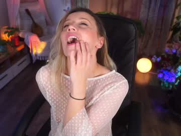 girl cam juicyandthepussyblvd image #2491503