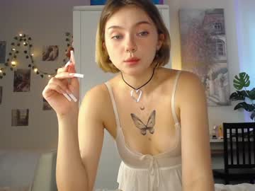 girl cam adelewilson__ image #3362650