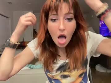 girl cam sluttylilsister image #4109306