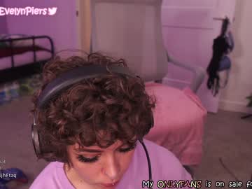 girl cam evelynpiers image #1604258