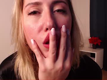 girl cam foxydiamond2020 image #2445609