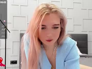 girl cam small_blondee image #982776