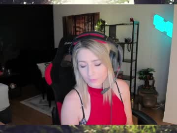 girl cam kimilee22 image #1549533