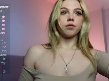 girl cam small_blondee image #2949768