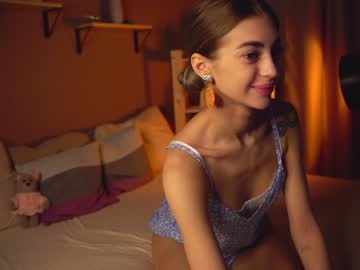 girl cam cuteelsa_ image #3903781