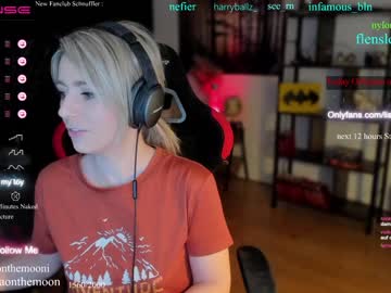 girl cam kimilee22 image #2995175