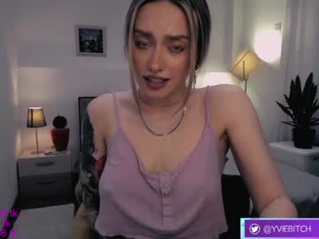 girl cam _yvie_ image #2878791