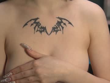 girl cam ella_knockers_xl image #1323055