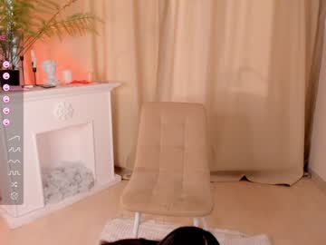 girl cam juliepenningtona image #3392456