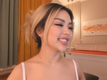 girl cam bae_suz image #592436