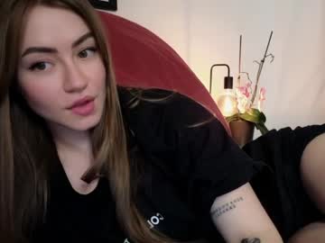 girl cam strawberryjamx image #3992155