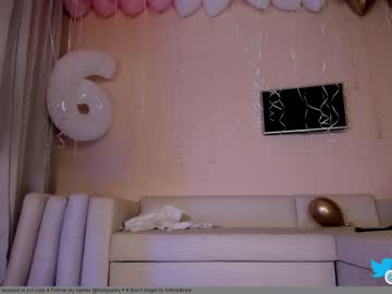 girl cam hollyextra image #2436457