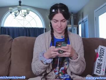 girl cam chroniclove image #2960046