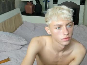 man cam just_mil image #4708873