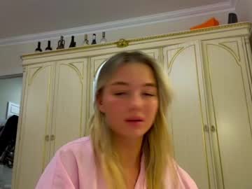 girl cam lilly_mattsson image #3772969