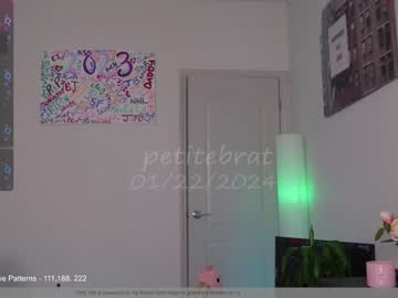 girl cam petitebrat image #4111757