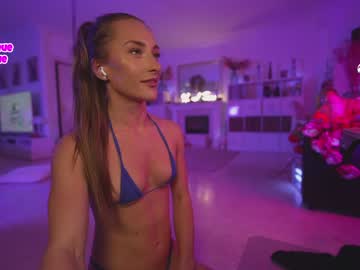 girl cam hannahjames710 image #3643452