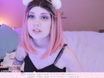 girl cam runesy image #589700