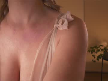 girl cam saltedhoney image #2437473