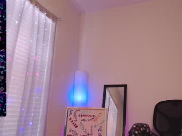 girl cam petitebrat image #3412885