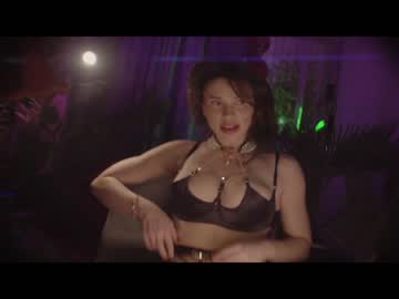 girl cam lucieoude_ image #2485562
