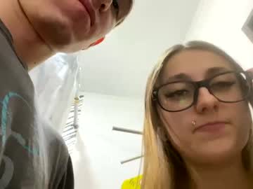 couple cam viktoria9898 image #2194822