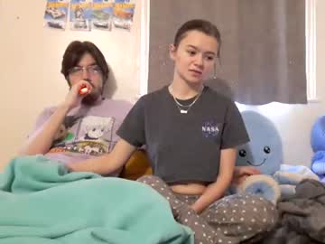 couple cam feetpirincess69 image #3886615